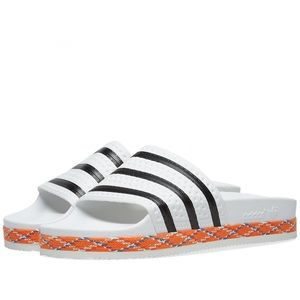 Adidas adilette new bold